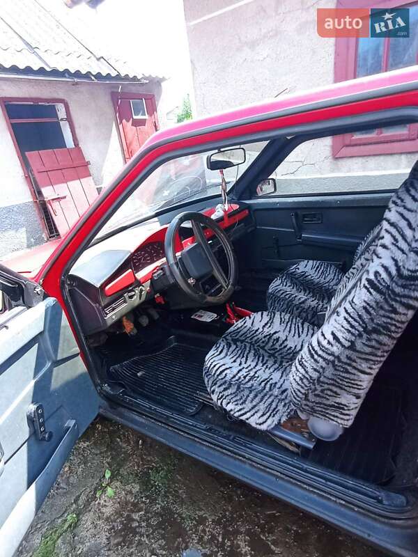 Хэтчбек ВАЗ / Lada 2108 1992 в Городенке фото 3 Хэтчбек ВАЗ / Lada 2108 1992 в Городенке