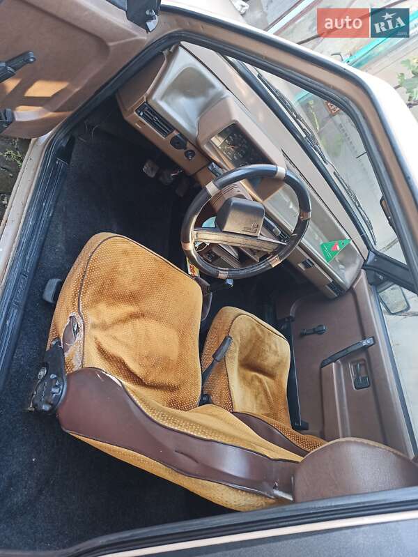 Хэтчбек ВАЗ / Lada 2108 1986 в Мукачево фото 5 Хэтчбек ВАЗ / Lada 2108 1986 в Мукачево
