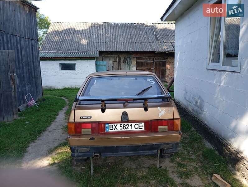 Хэтчбек ВАЗ / Lada 2108 1987 в Остроге фото 4 Хэтчбек ВАЗ / Lada 2108 1987 в Остроге