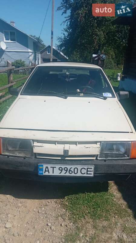 Хэтчбек ВАЗ / Lada 2108 1987 в Ивано-Франковске