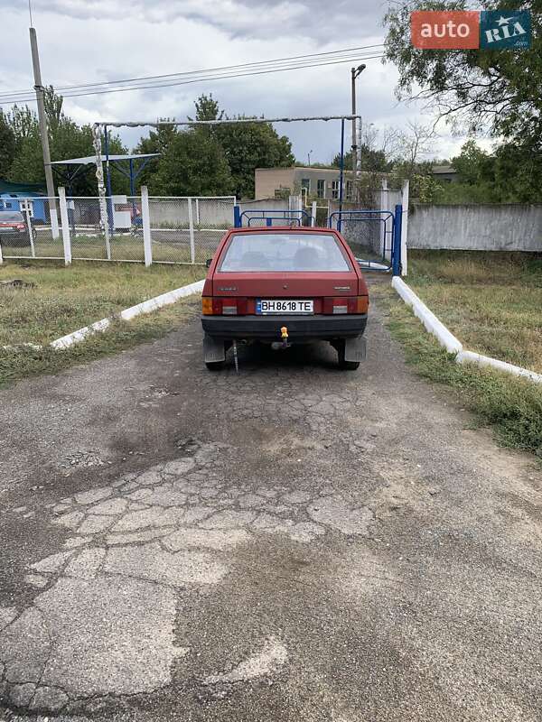 Хэтчбек ВАЗ / Lada 2108 1991 в Болграде фото 6 Хэтчбек ВАЗ / Lada 2108 1991 в Болграде