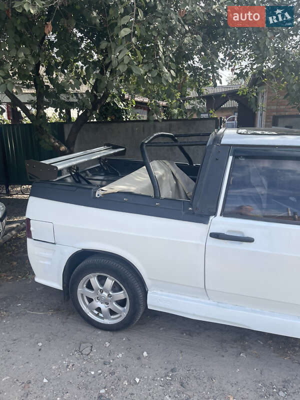 Хэтчбек ВАЗ / Lada 2108 1991 в Переяславе фото 4 Хэтчбек ВАЗ / Lada 2108 1991 в Переяславе