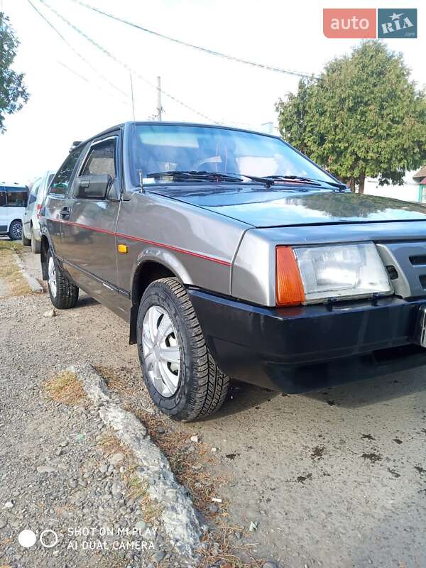 Хэтчбек ВАЗ / Lada 2108 1992 в Вашковцах