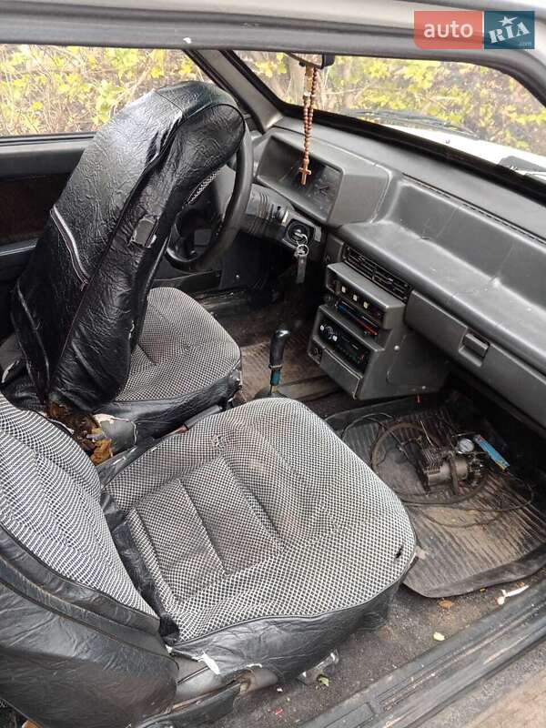 Хэтчбек ВАЗ / Lada 2108 1992 в Семеновке