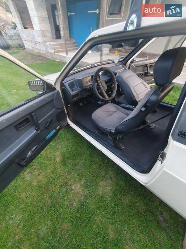 Хэтчбек ВАЗ / Lada 2108 1991 в Кицмани