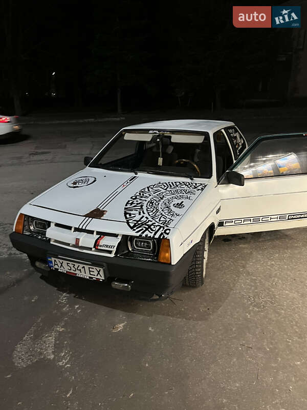 Хэтчбек ВАЗ / Lada 2108 1988 в Харькове