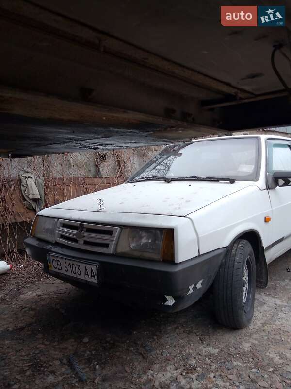 Хэтчбек ВАЗ / Lada 2108 1985 в Чернигове