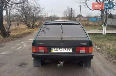 Хэтчбек ВАЗ / Lada 2108 2000 в Новомосковске