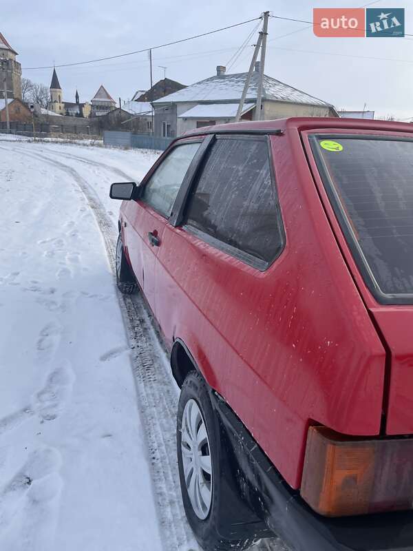 Хэтчбек ВАЗ / Lada 2108 1992 в Скалате