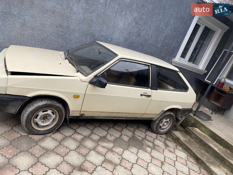 Хэтчбек ВАЗ / Lada 2108 1985 в Дунаевцах фото 4 Хэтчбек ВАЗ / Lada 2108 1985 в Дунаевцах
