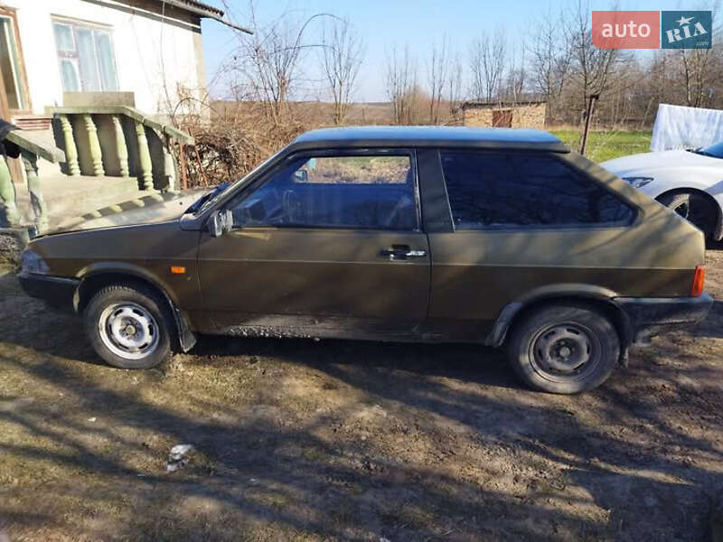 Хэтчбек ВАЗ / Lada 2108 1989 в Волочиске