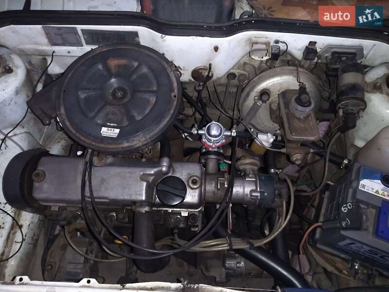 Хэтчбек ВАЗ / Lada 2108 1990 в Ровно
