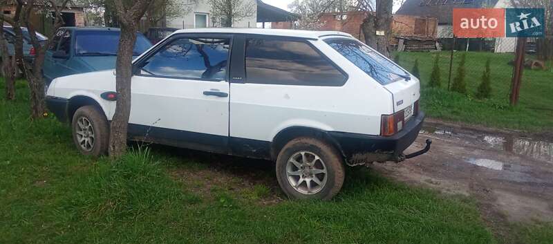 Хетчбек ВАЗ / Lada 2108 1992 в Золочеві