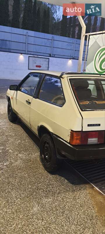 Хэтчбек ВАЗ / Lada 2108 1988 в Черновцах