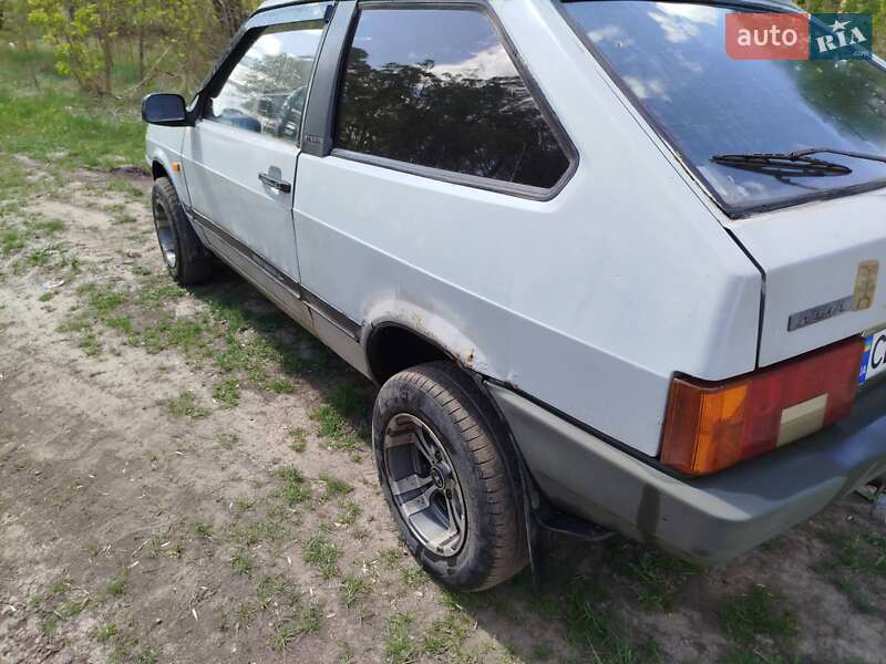 Хэтчбек ВАЗ / Lada 2108 1990 в Прилуках фото 3 Хэтчбек ВАЗ / Lada 2108 1990 в Прилуках