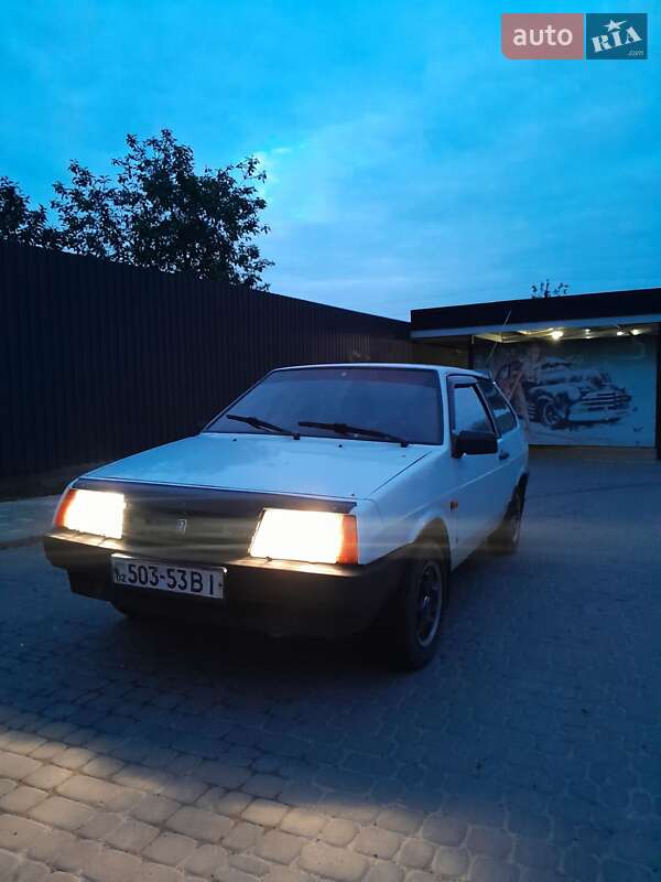 Хетчбек ВАЗ 2108 1991 в 
