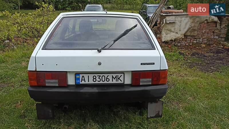 Хэтчбек ВАЗ 2108 1992 в 