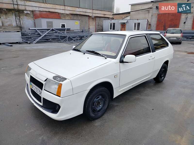 Хетчбек ВАЗ / Lada 2108 1990 в Рівному