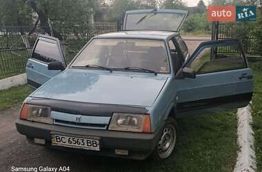 Хэтчбек ВАЗ 2108 1990 в 