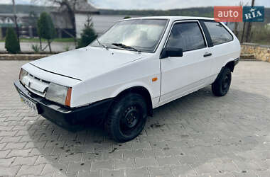 Хэтчбек ВАЗ 2108 1988 в 