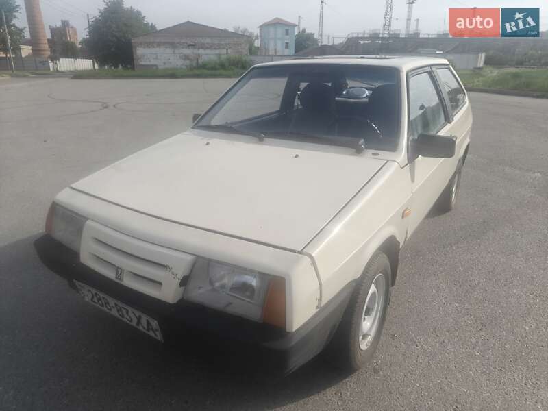 Хетчбек ВАЗ 2108 1991 в 