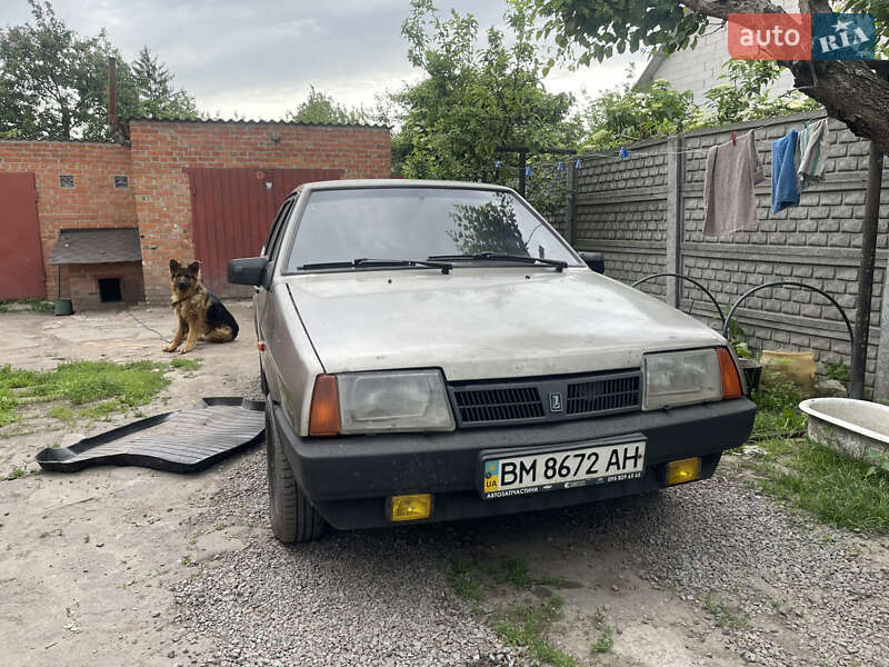 Хэтчбек ВАЗ 2108 2002 в 
