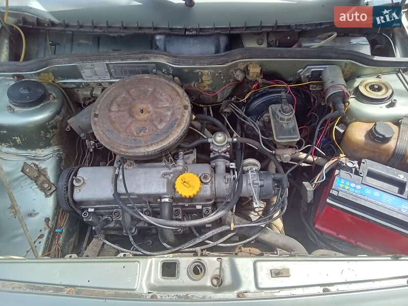 Хэтчбек ВАЗ / Lada 2108 1993 в Чемеровцах