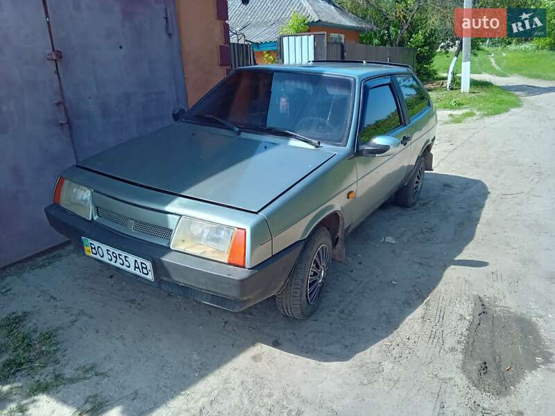 Хэтчбек ВАЗ / Lada 2108 1993 в Чемеровцах