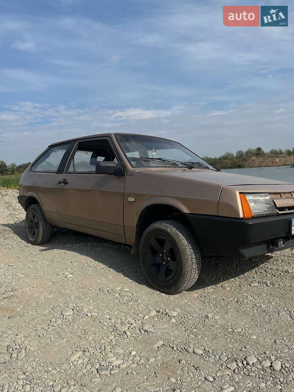Хэтчбек ВАЗ / Lada 2108 1988 в Галиче
