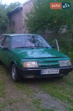 Хэтчбек ВАЗ 2108 1987 в Самборе