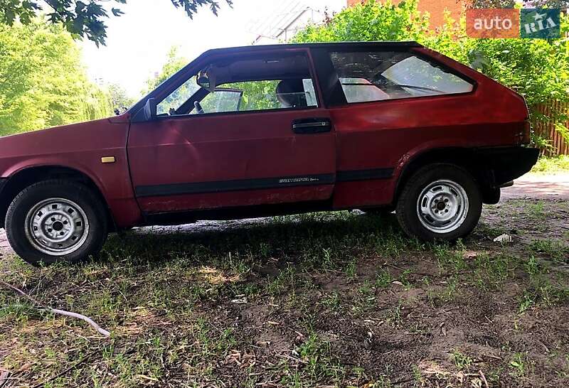 Хэтчбек ВАЗ / Lada 2108 1989 в Киеве