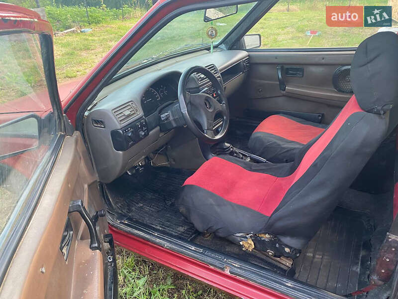 Хэтчбек ВАЗ / Lada 2108 1987 в Черновцах