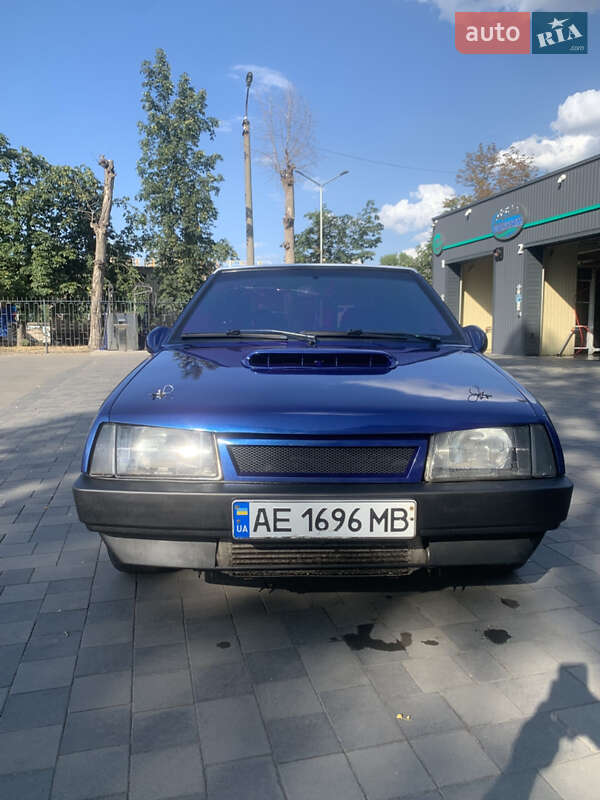 Хэтчбек ВАЗ / Lada 2108 1985 в Кривом Роге
