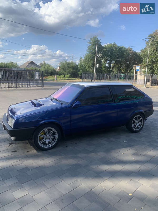 Хэтчбек ВАЗ / Lada 2108 1985 в Кривом Роге