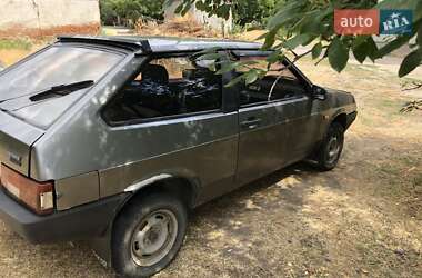 Хэтчбек ВАЗ 2108 1992 в 