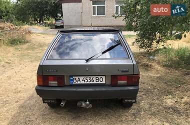 Хэтчбек ВАЗ 2108 1992 в 