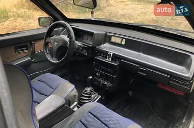 Хэтчбек ВАЗ 2108 1992 в 