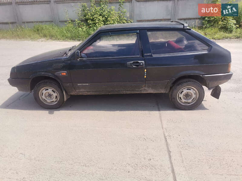 Хетчбек ВАЗ / Lada 2108 1992 в Сумах