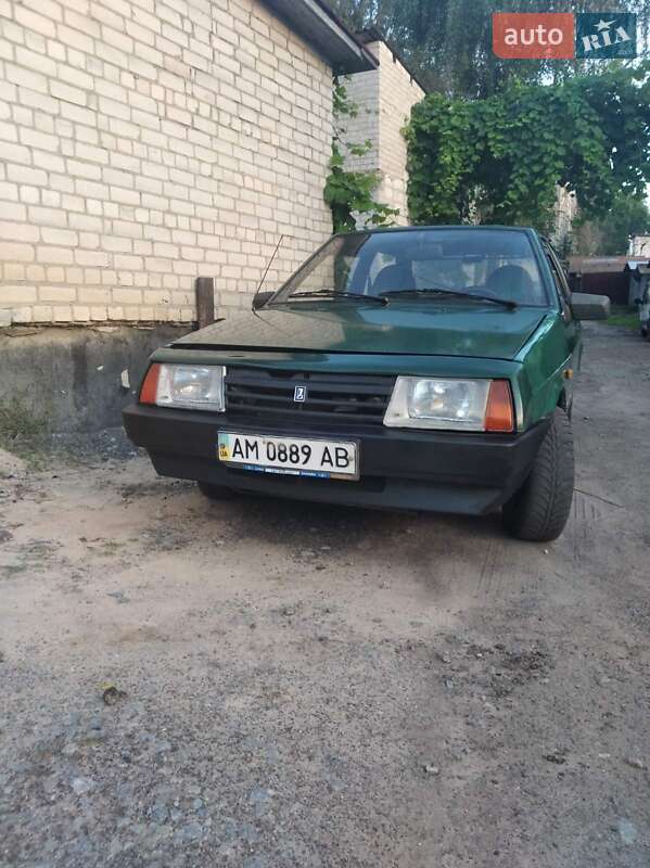 Хетчбек ВАЗ / Lada 2108 1992 в Житомирі
