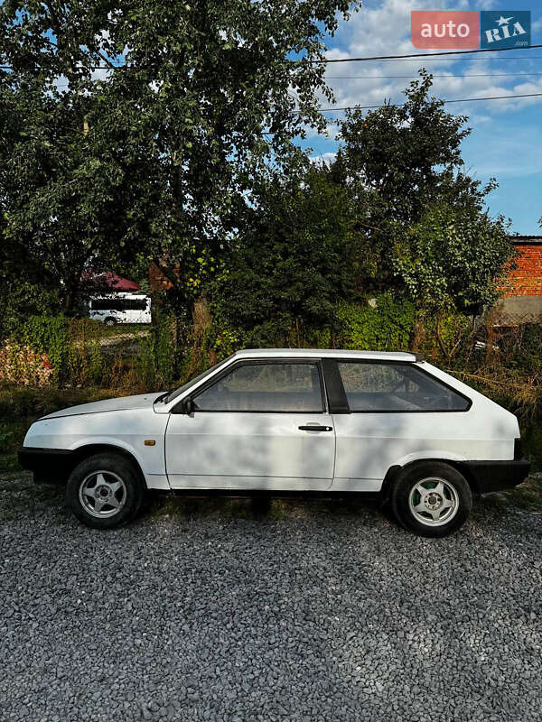 Хэтчбек ВАЗ / Lada 2108 1990 в Бродах