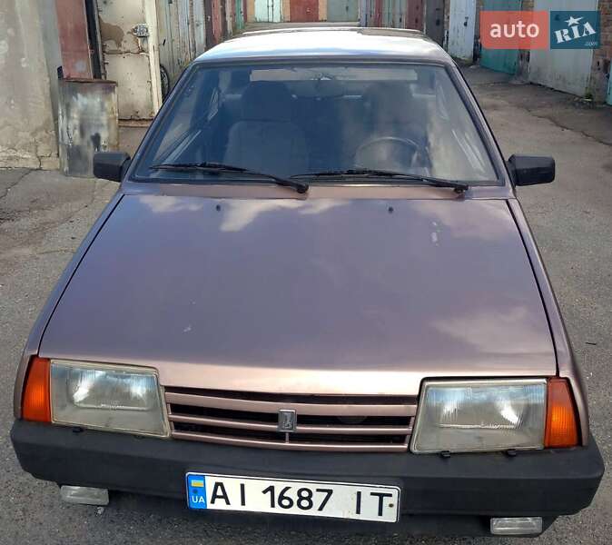 Хэтчбек ВАЗ / Lada 2108 1995 в Киеве фото 5 Хэтчбек ВАЗ / Lada 2108 1995 в Киеве