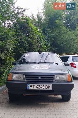 Хэтчбек ВАЗ 2108 1999 в 