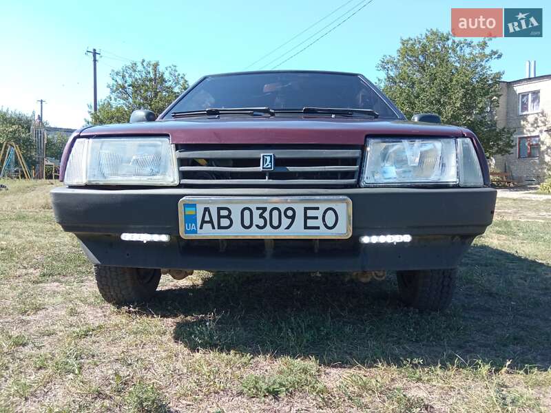 Хэтчбек ВАЗ / Lada 2108 1993 в Барвенкове