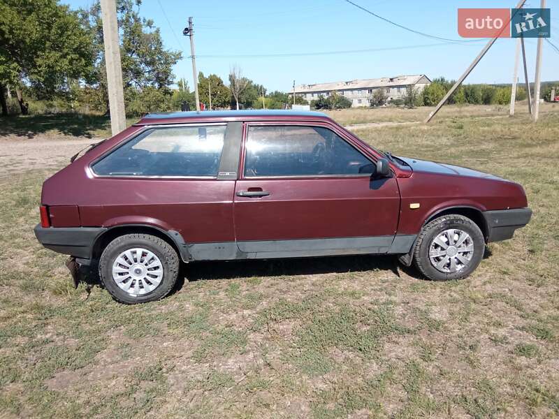 Хэтчбек ВАЗ / Lada 2108 1993 в Барвенкове