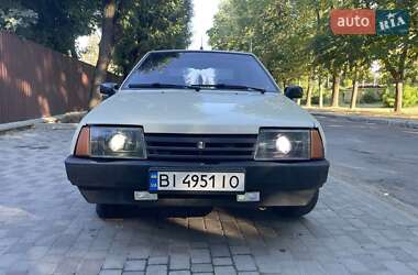 Хэтчбек ВАЗ 2108 1989 в 