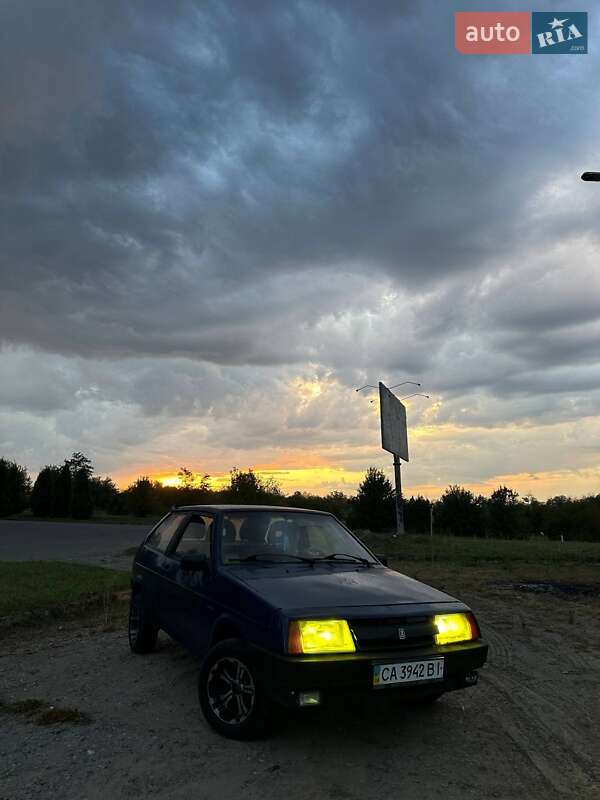 Хэтчбек ВАЗ / Lada 2108 1989 в Чигирине