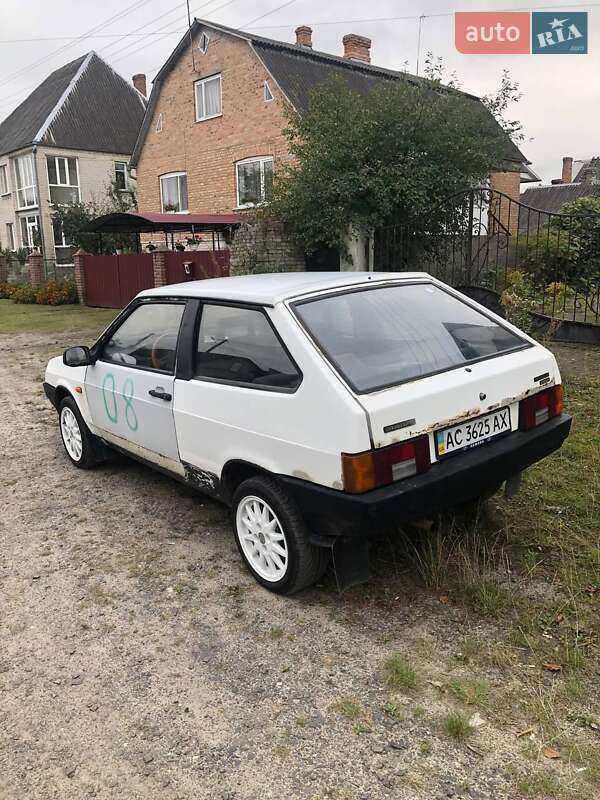 Хэтчбек ВАЗ / Lada 2108 1986 в Луцке