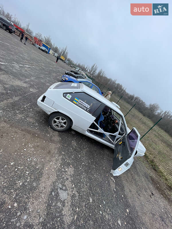 Хэтчбек ВАЗ / Lada 2108 1992 в Киеве