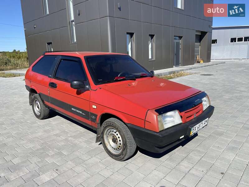 Хэтчбек ВАЗ / Lada 2108 1991 в Хмельницком