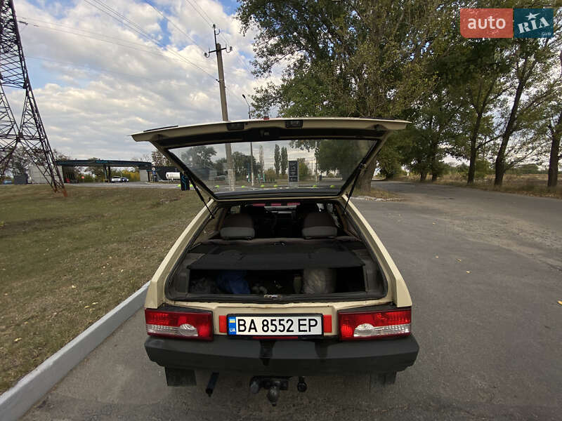 Хэтчбек ВАЗ / Lada 2108 1988 в Днепре фото 2 Хэтчбек ВАЗ / Lada 2108 1988 в Днепре